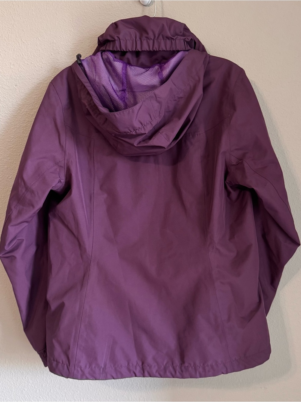 Helly Hansen water repellant jacket - Picture 4 of 6